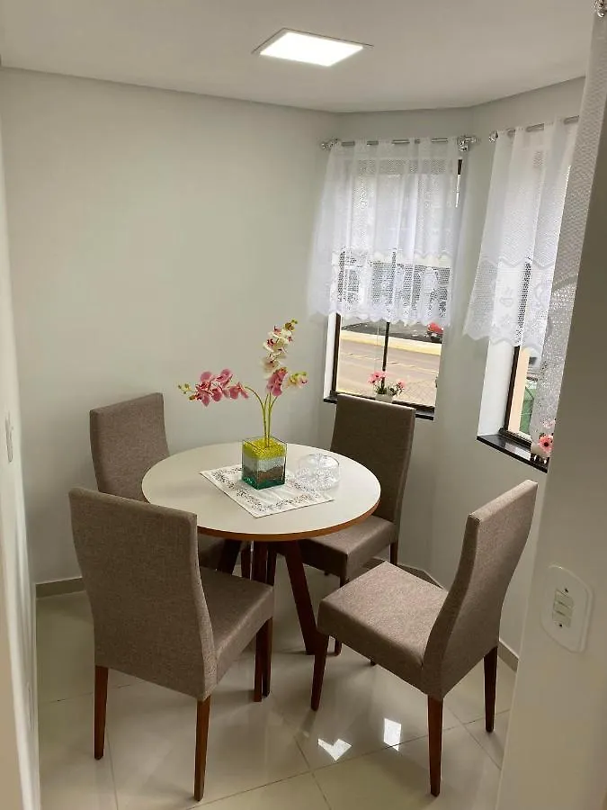 Hospedaria Maviane Executive Treze Tílias Apartamento